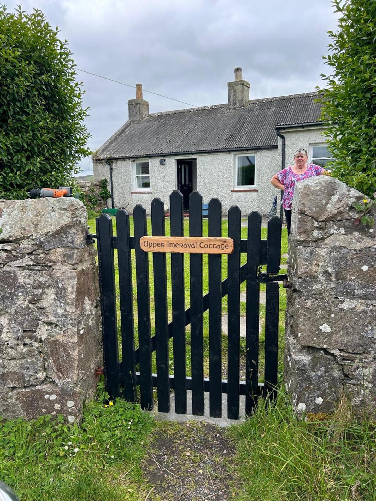 Quaint And Quirky Cottage In Port Ellen Exterior foto